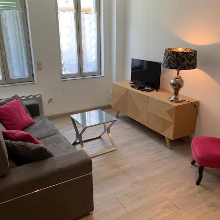 Les Parasols De Apartment